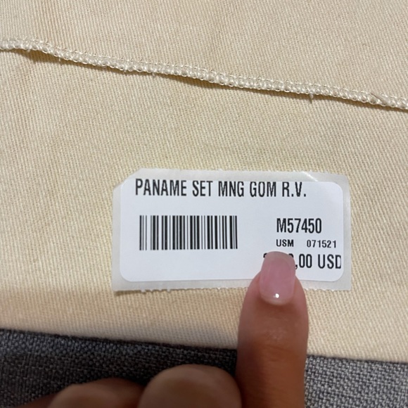 ❤️BRAND NEW LV GAME ON PANAME SET❤️ - Picture 5 of 16